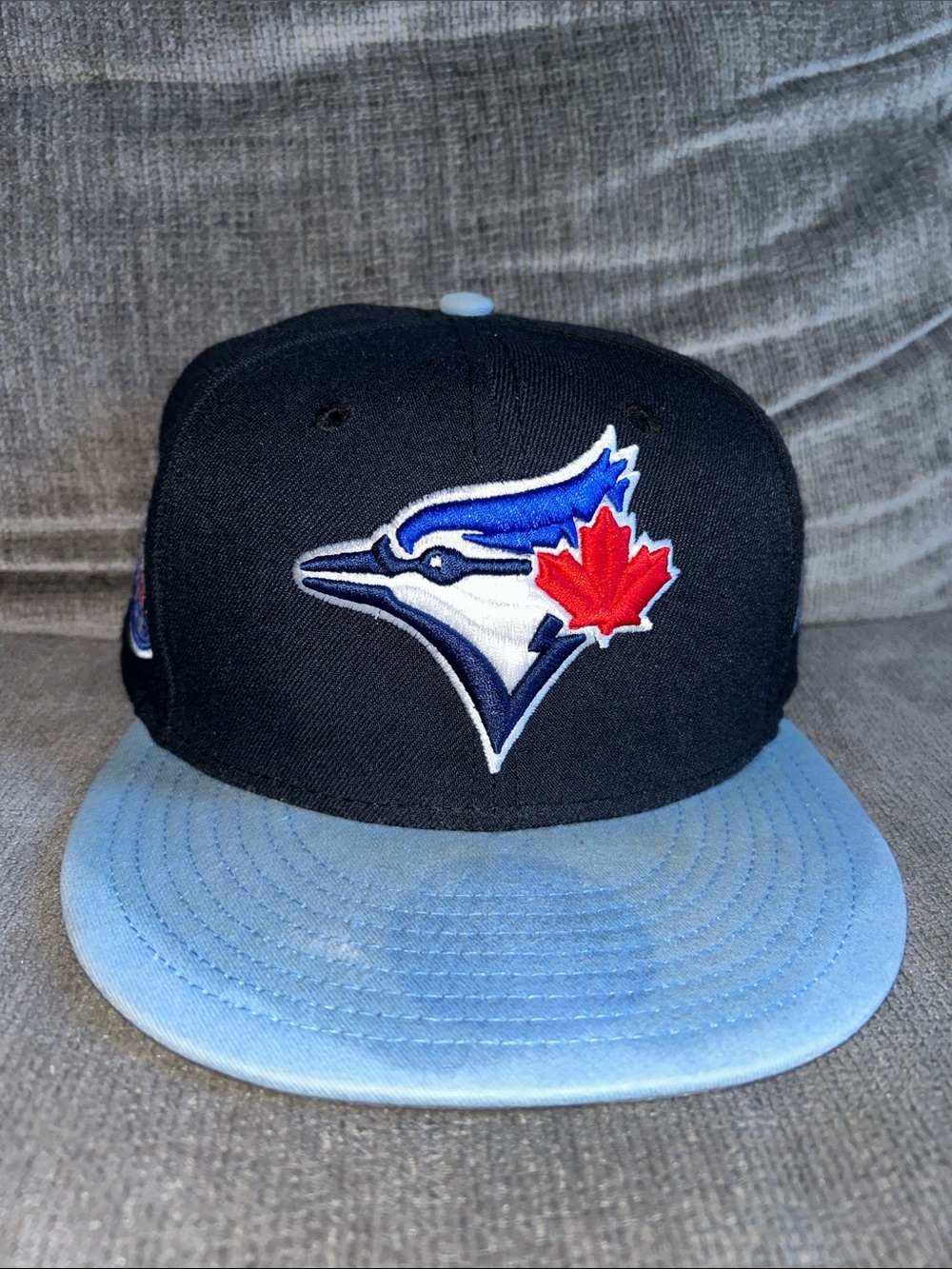 Toronto Blue Jays MLB Snapback Cap - Navy & Light Blue